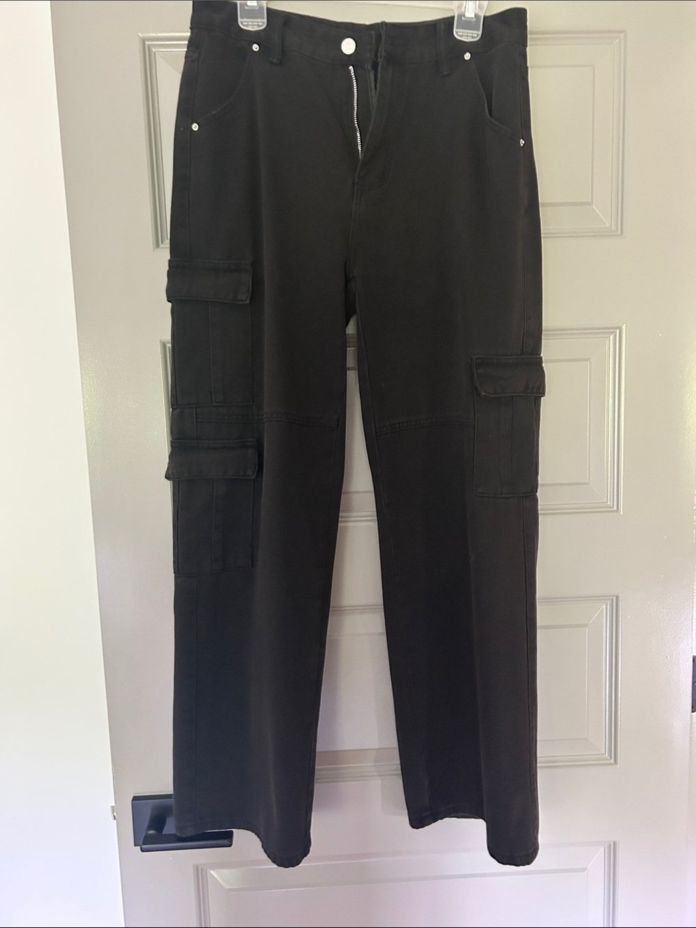 Women’s Black Cargo Pants - Classic Utility Style, flared leg